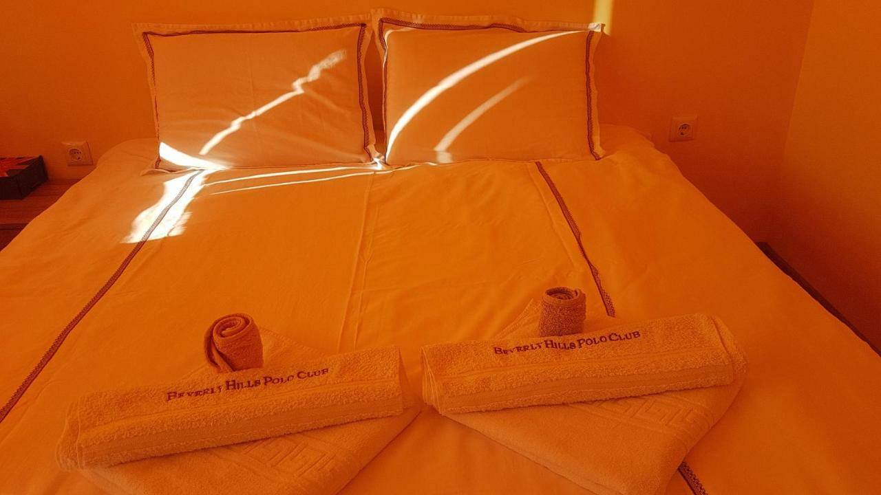 Malavi Guest House Krasen! Comfort&Clean! Eksteriør billede