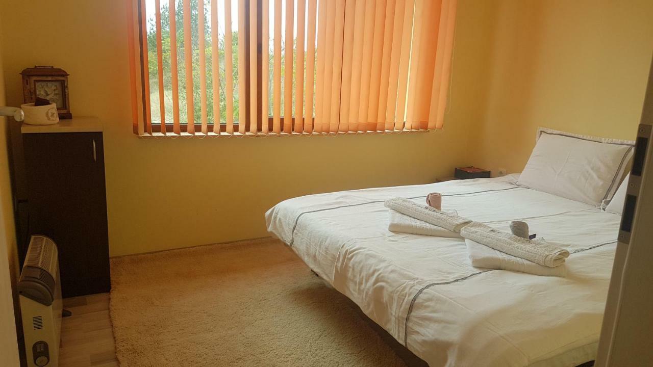 Malavi Guest House Krasen! Comfort&Clean! Eksteriør billede